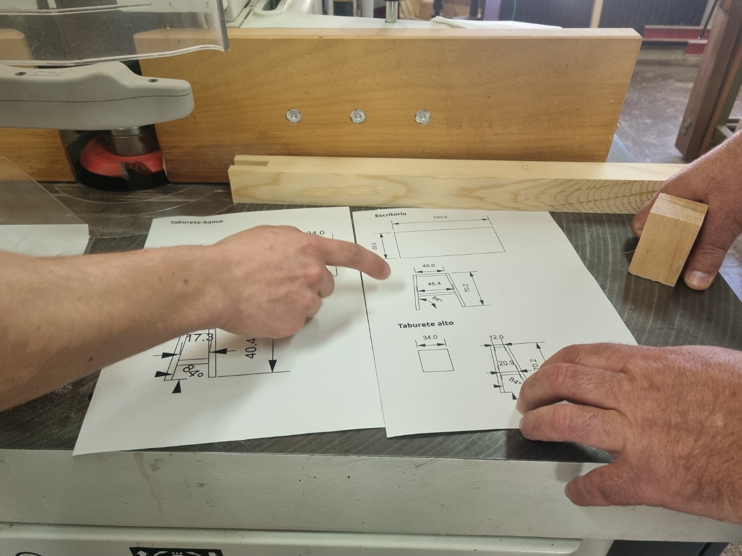 Co-diseñamos la solución que necesitáis de la mano de diseñadores profesionales.